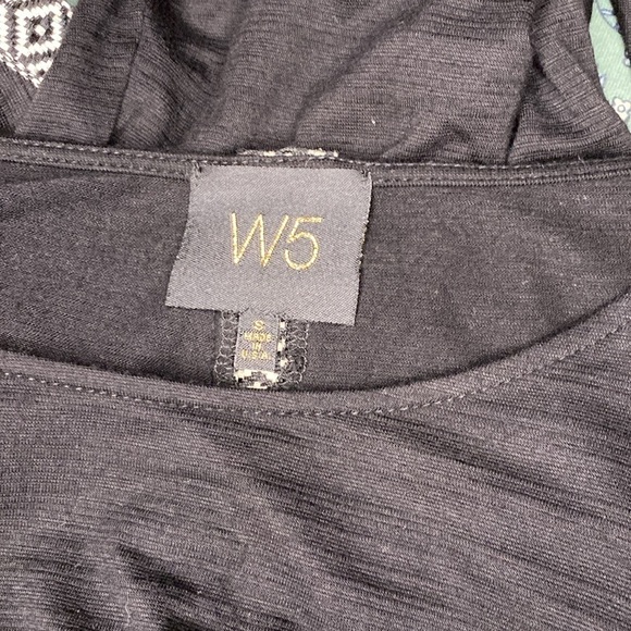 W5 by ANTHROPOLOGIE Black Bell Sleeve white accent Round Neck Size Small #45 - Picture 4 of 4